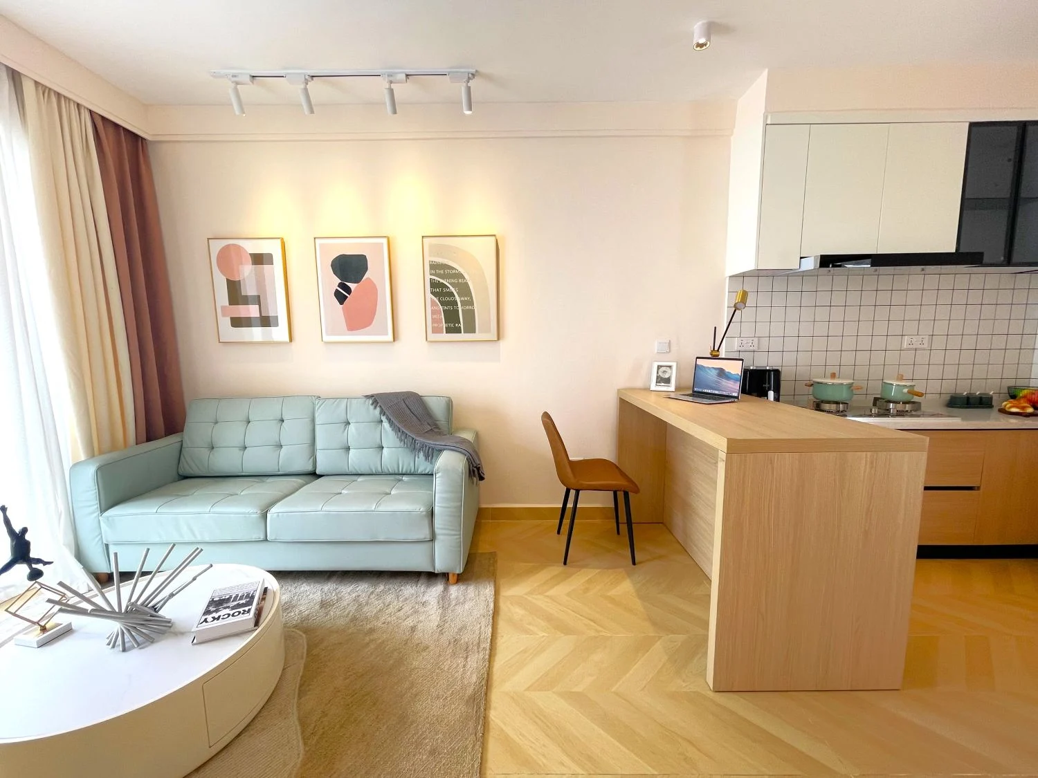 Art Residence